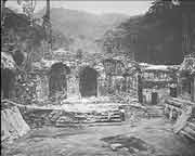 Historische Aufnahme: Grosser  Innenhof des Palastkomplexes